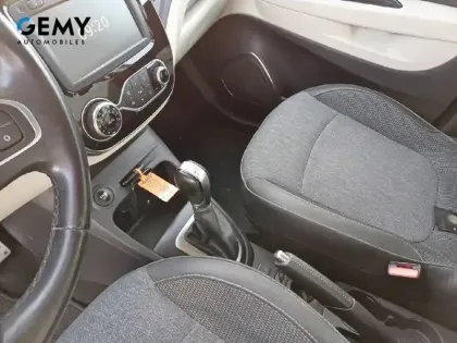 Photo 11 Renault Captur  TCe 150 FAP EDC
