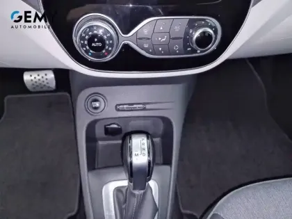 Photo 28 Renault Captur  TCe 150 FAP EDC