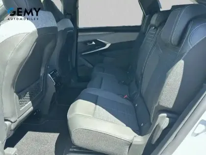 Photo 9 Peugeot 5008  Electrique 210 ch 73 kWh