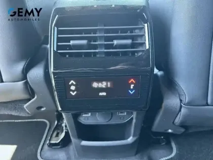 Photo 20 Peugeot 5008  Electrique 210 ch 73 kWh