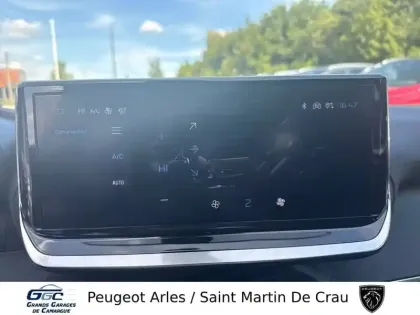 Photo 19 Peugeot 2008  PureTech 100 S&S BVM6