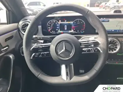 Photo 15 Mercedes Classe A  200 d