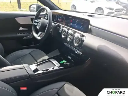 Photo 12 Mercedes Classe A  200 d