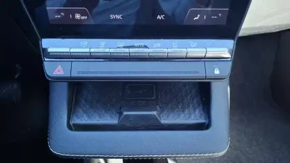 Photo 17 Renault Megane  E-Tech EV60 130ch super charge