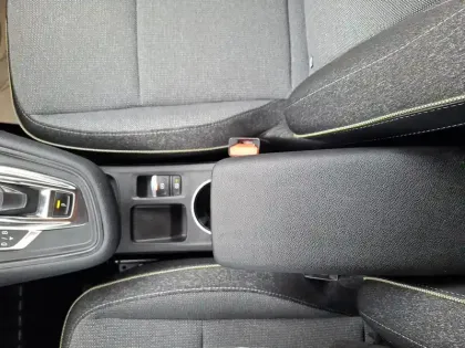 Photo 45 Renault Symbioz  E-Tech full hybrid 145
