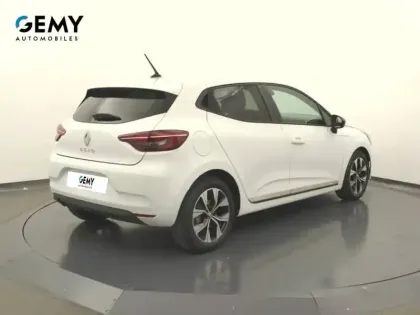 Photo 17 Renault Clio  SOCIETE BLUE DCI 100