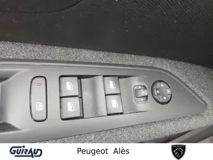 Photo 12 Peugeot 3008  PureTech 130ch S&S BVM6