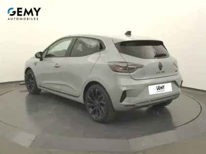 Photo 6 Renault Clio  E-Tech full hybrid 145