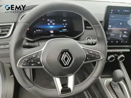 Photo 12 Renault Clio  E-Tech full hybrid 145
