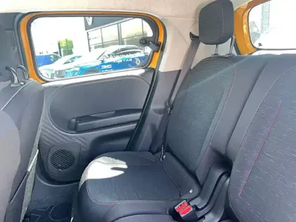 Photo 15 Renault Twingo  E-Tech Electrique 80 ch autonomie urbaine