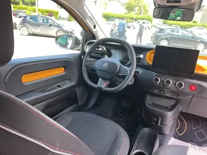 Photo 22 Renault Twingo  E-Tech Electrique 80 ch autonomie urbaine