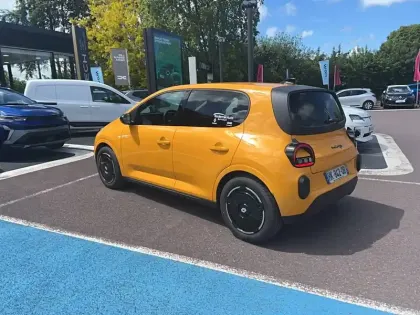 Photo 4 Renault Twingo  E-Tech Electrique 80 ch autonomie urbaine