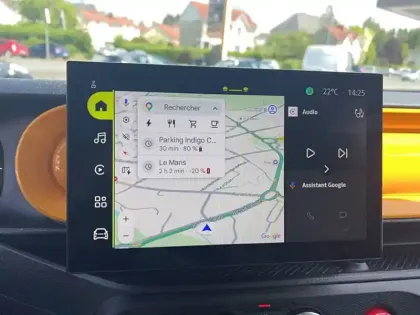 Photo 18 Renault Twingo  E-Tech Electrique 80 ch autonomie urbaine