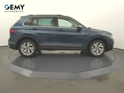 Photo 3 Volkswagen Tiguan  2.0 TDI 200ch DSG7 4Motion