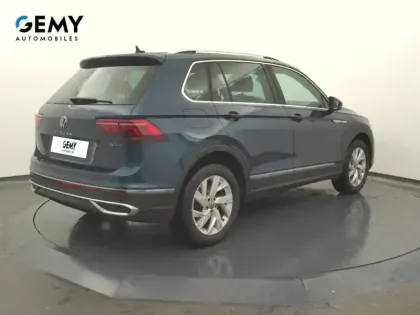 Photo 17 Volkswagen Tiguan  2.0 TDI 200ch DSG7 4Motion