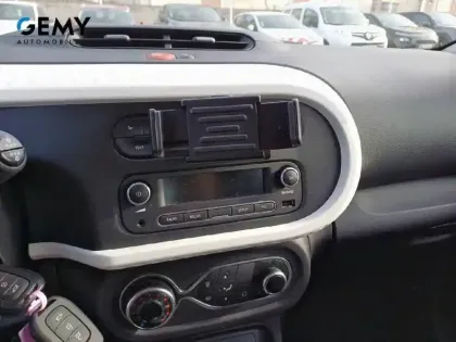 Photo 14 Renault Twingo  III Achat Intégral - 21