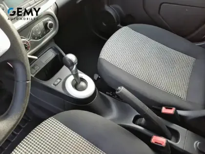 Photo 11 Renault Twingo  III Achat Intégral - 21
