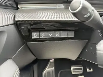 Photo 6 Peugeot 508  Hybrid 225 e-EAT8 GT