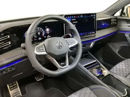 Photo 8 Volkswagen Tiguan 1.5 eHybrid 204ch DSG6 R-Line