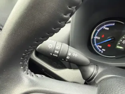 Photo 10 Toyota Rav4 Hybride 2WD Dynamic Navi Business 218