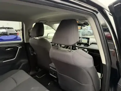 Photo 30 Toyota Rav4 Hybride 2WD Dynamic Navi Business 218