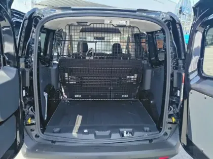 Photo 10 Ford Transit Courier Fourgonnette 1.0 EcoBoost 125ch Cabine Approfondie Trend DCT7