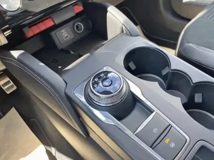 Photo 7 Ford Kuga 2.5 Duratec 180ch Hybrid FlexiFuel Active X Powershift