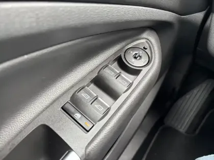 Photo 5 Ford Kuga 1.5 TDCi 120ch Stop&Start Titanium 4x2