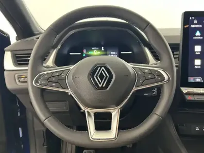 Photo 23 Renault Captur  E-Tech full hybrid 145 ch