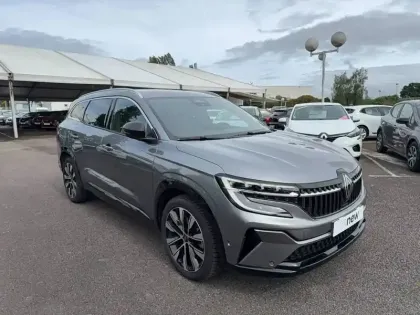 Photo 21 Renault Espace  E-Tech full hybrid 200 GSR2