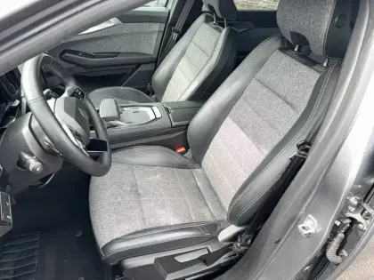 Photo 23 Renault Espace  E-Tech full hybrid 200 GSR2