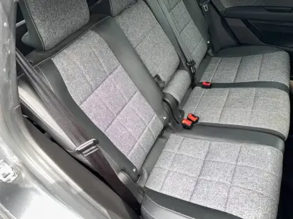 Photo 42 Renault Espace  E-Tech full hybrid 200 GSR2