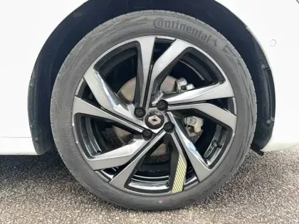 Photo 21 Renault Clio  E-Tech full hybrid 145