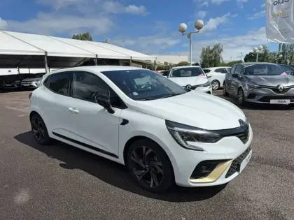 Photo 5 Renault Clio  E-Tech full hybrid 145