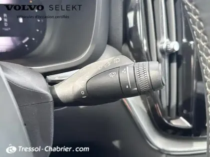 Photo 16 Volvo Xc60  B4 (Diesel) 197 ch Geartronic 8 Momentum Business