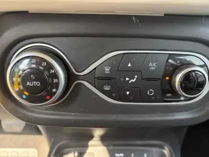 Photo 33 Renault Twingo III Vibes - Achat Intégral -21