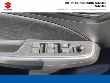 Photo 8 Suzuki Swift  1.2 Dualjet Hybrid 83ch Pack