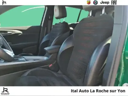 Photo 23 Alfa Romeo Tonale  1.5 Hybrid 130ch Edizione Speciale TCT