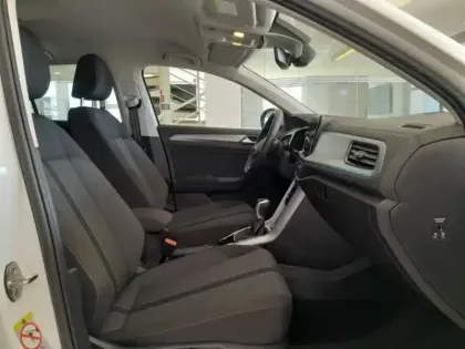 Photo 13 Volkswagen T-roc  1.5 TSI Evo2 150ch VW Edition DSG7