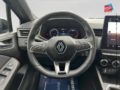 Photo 11 Renault Clio  1.0 TCe 90ch esprit Alpine - 24 Camera GPS