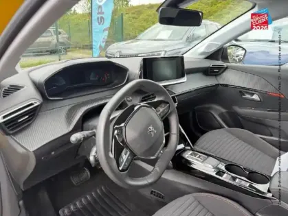 Photo 14 Peugeot 208  e- 136ch Like