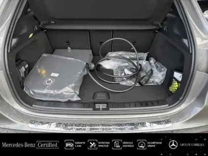 Photo 11 Mercedes EQA  250+ 190ch