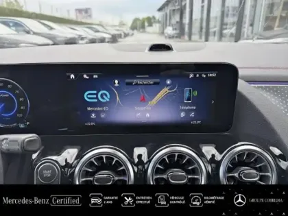 Photo 7 Mercedes EQA  250+ 190ch