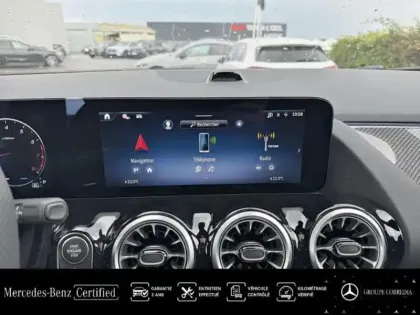 Photo 7 Mercedes GLA  200 163ch AMG Line 7G-DCT