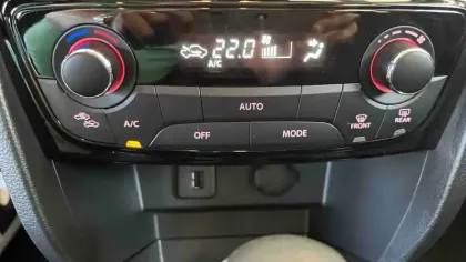 Photo 15 Suzuki Vitara  1.5 Dualjet Hybrid Auto
