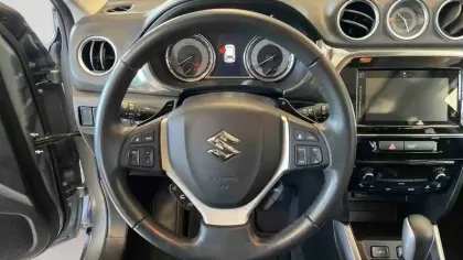 Photo 12 Suzuki Vitara  1.5 Dualjet Hybrid Auto