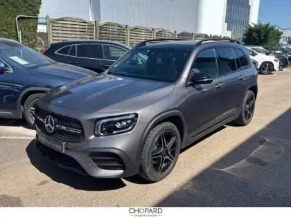 Photo 18 Mercedes GLB  200 d 8G-DCT