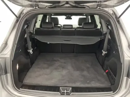 Photo 43 Mercedes GLB  200 d 8G-DCT
