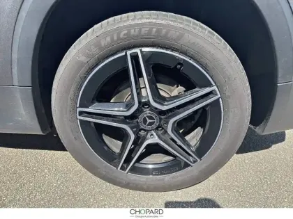 Photo 12 Mercedes GLB  200 d 8G-DCT