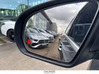 Photo 14 Mercedes GLA  250 e 8G-DCT